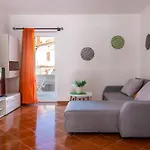 4 Bedroom Lovely In