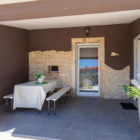 4 Bedroom Lovely In